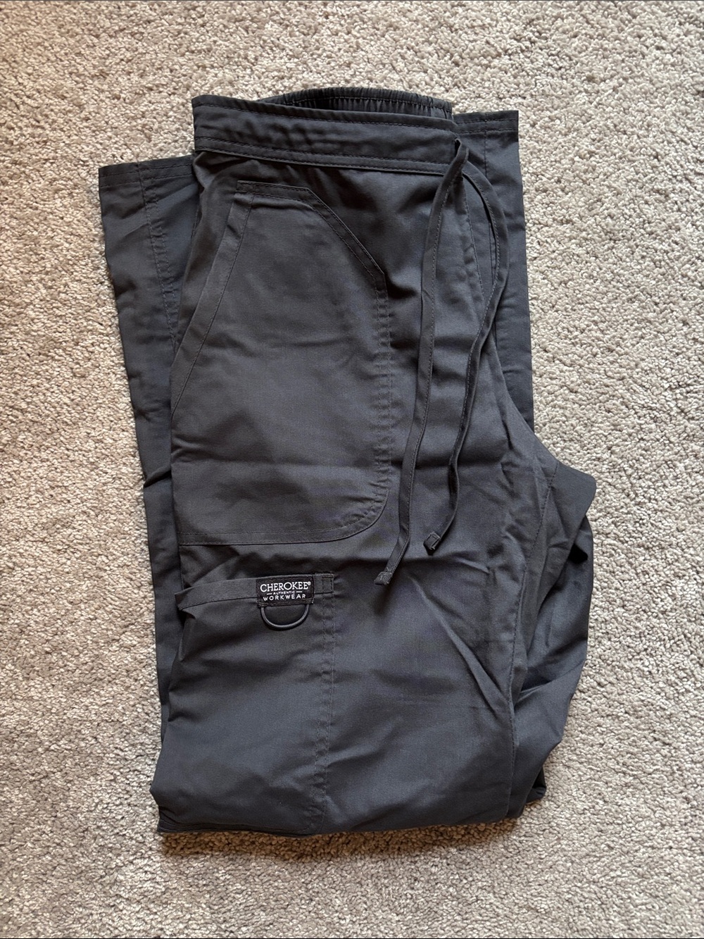 Cherokee Workwear Women’s Charcoal Cargo Scrub Pants (XS)